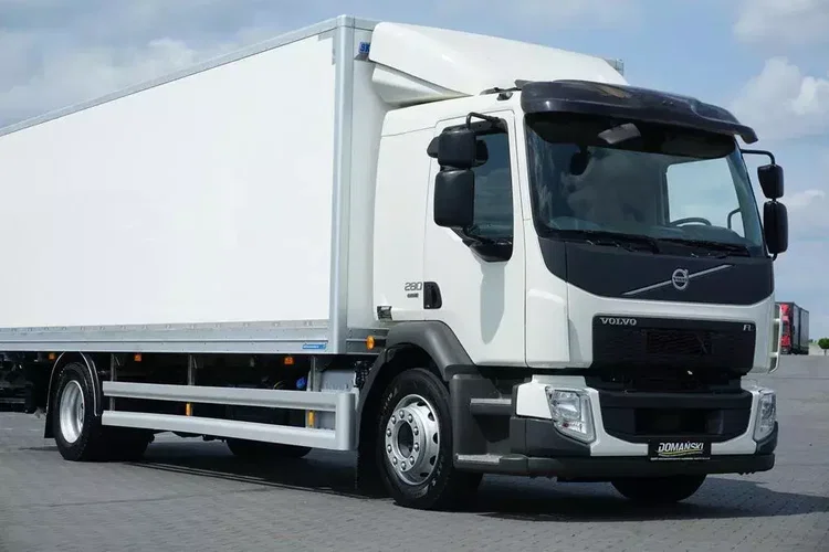 Volvo FL / 280 / EURO 6 / IZOTERMA + WINDA / 18 PALET / ŁAD. 9540 KG zdjęcie 22