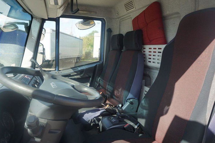 IVECO EUROCARGO MLC 120E18/ZS zdjęcie 7