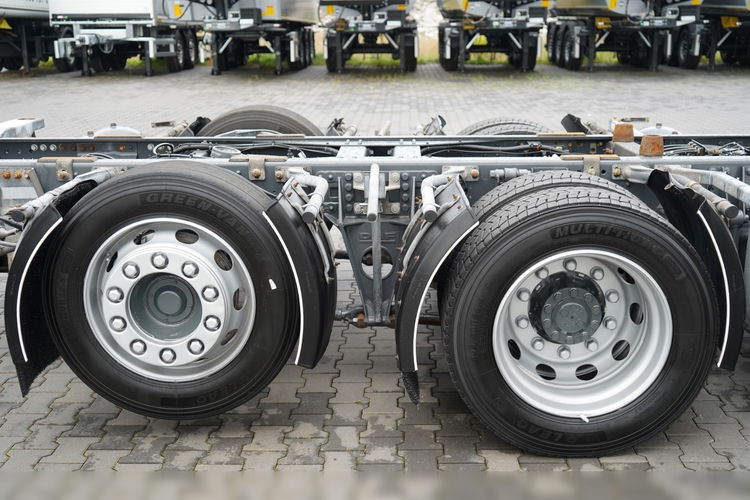 DAF XF 480 / BDF / 6X2 / SSC / KLIMATYZACJA POSTOJOWA / OŚ PODNOSZONA / PO KONTRAKCIE SERWISOWYM zdjęcie 21