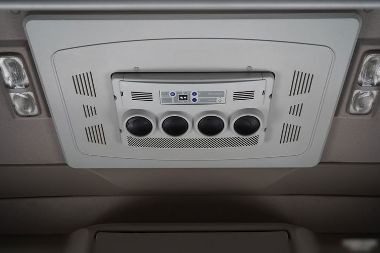 DAF XF 480 / BDF / 6X2 / SSC / KLIMATYZACJA POSTOJOWA / OŚ PODNOSZONA / PO KONTRAKCIE SERWISOWYM zdjęcie 34