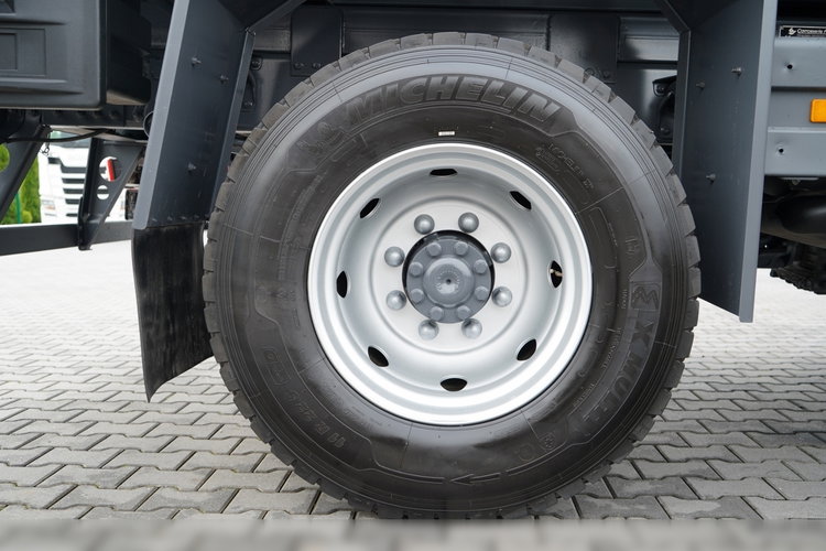 Mercedes -BENZ ATEGO 1629 / 4x4 / WYWROTKA + HDS HIAB 111 B-3  / PILOT /  ROTATOR / WIDŁY DO PALET / MANUAL  zdjęcie 32