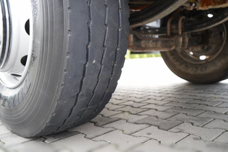 Renault K 480 / 8x4 / WYWROTKA DWUSTRONNA / HYDROBURTA / KLAPODRZWI  / SPROWADZONY / PO KONTRAKCIE SERWISOWYM zdjęcie 31