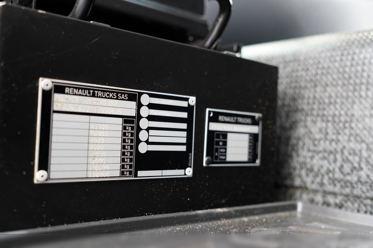 Renault K 480 / 8x4 / WYWROTKA DWUSTRONNA / HYDROBURTA / KLAPODRZWI  / SPROWADZONY / PO KONTRAKCIE SERWISOWYM zdjęcie 51