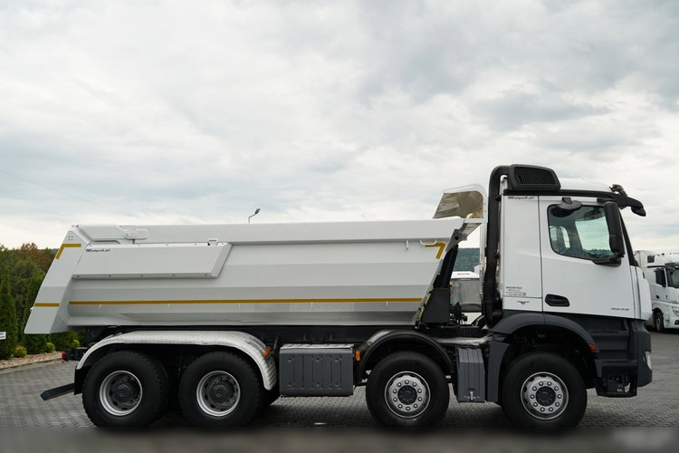 Mercedes AROCS 3243 / 8x4 / WYWROTKA / TYLNOZSYP  MEILLER / HYDROKLAPA / EURO 6  zdjęcie 12
