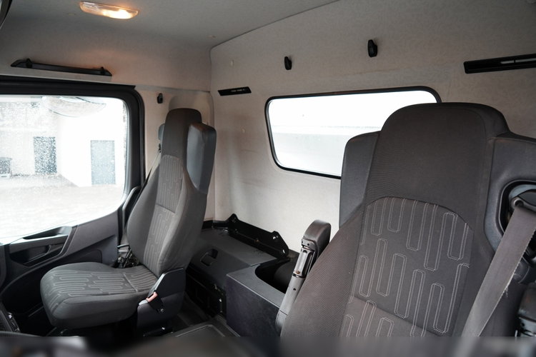 Mercedes AROCS 3243 / 8x4 / WYWROTKA / TYLNOZSYP  MEILLER / HYDROKLAPA / EURO 6  zdjęcie 31