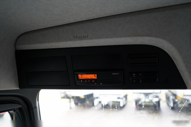 Mercedes AROCS 3243 / 8x4 / WYWROTKA / TYLNOZSYP  MEILLER / HYDROKLAPA / EURO 6  zdjęcie 38