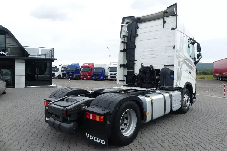 Volvo FH4 460 / EURO 6 / STANDARD / KLIMATYZACJA POSTOJOWA / zdjęcie 13