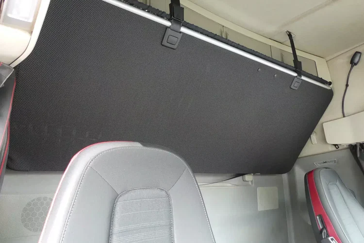 Volvo FH4 460 / EURO 6 / STANDARD / KLIMATYZACJA POSTOJOWA / zdjęcie 26