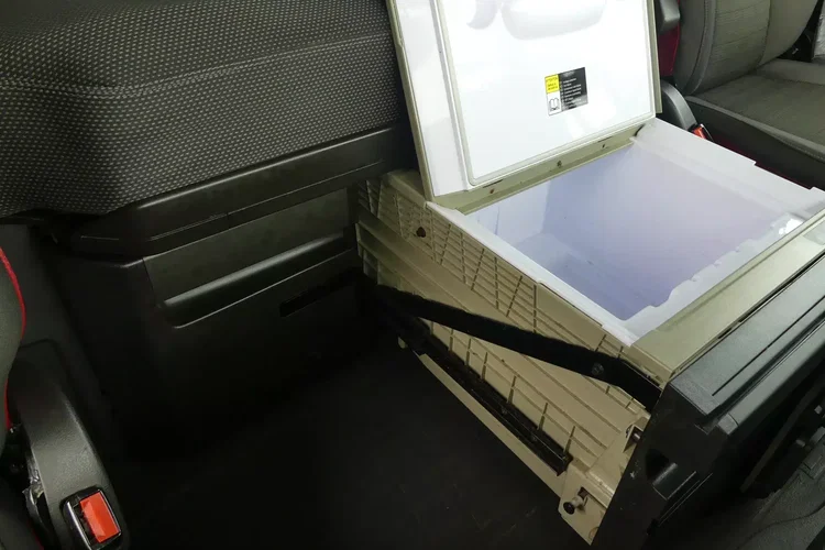 Volvo FH4 460 / EURO 6 / STANDARD / KLIMATYZACJA POSTOJOWA / zdjęcie 28