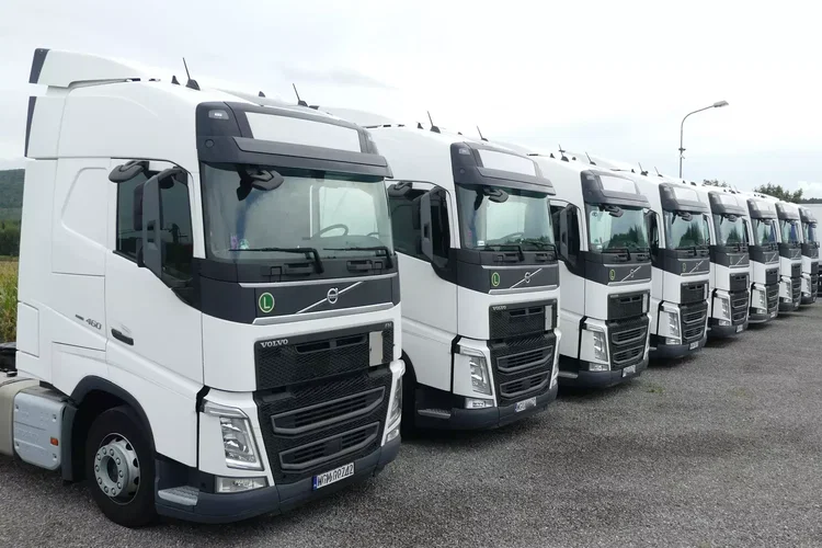 Volvo FH4 460 / EURO 6 / STANDARD / KLIMATYZACJA POSTOJOWA / zdjęcie 5