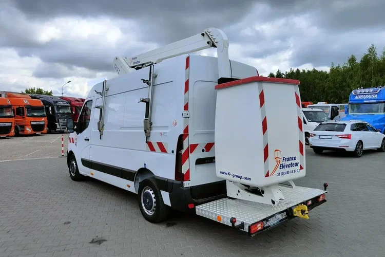 Renault MASTER / PODNOŚNIK KOSZOWY / ZWYŻKA 12M / zdjęcie 9