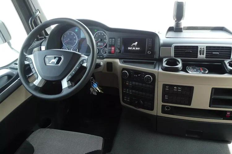 MAN TGM 18.290 / EURO 6 / KONTENER + WINDA / OTWIERANY BOK / zdjęcie 28