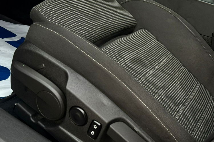 Opel Insignia Diesel Automat BDB stan zdjęcie 39