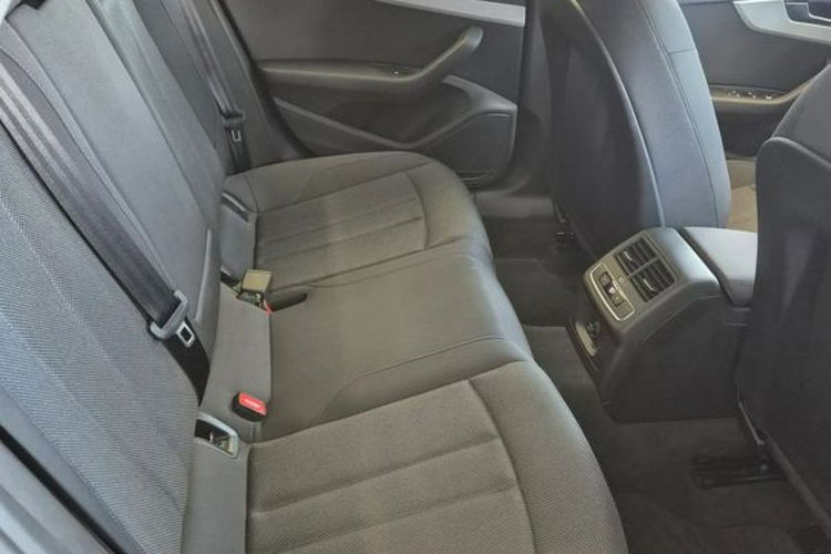 Audi A4 Salon PL 1wł, bezwypadkowy, FV 23%, rok gwarancji zdjęcie 11