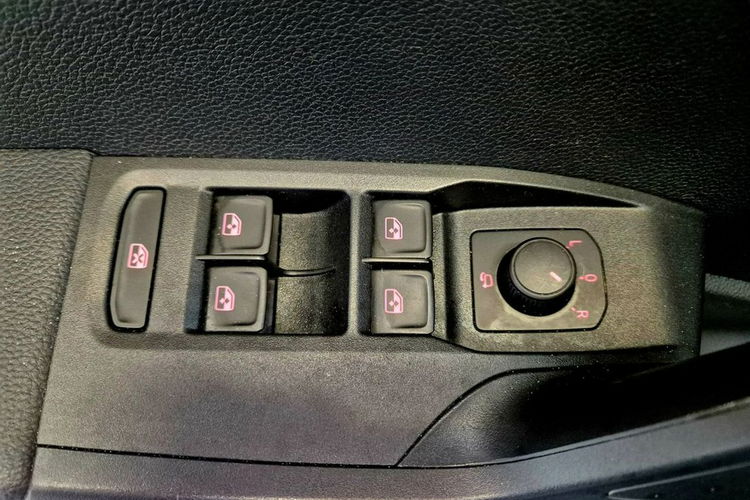 Seat Arona Salon PL 1wł, bezwypadkowy, serwis ASO, Rok Gwarancji, FV 23% zdjęcie 26
