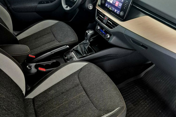 Skoda Kamiq 1wł bezwypadkowy serwis ASO Autoryzowany Dealer Skody zdjęcie 16