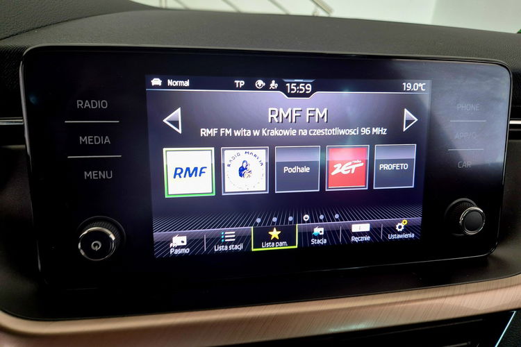 Skoda Kamiq 1wł bezwypadkowy serwis ASO Autoryzowany Dealer Skody zdjęcie 21