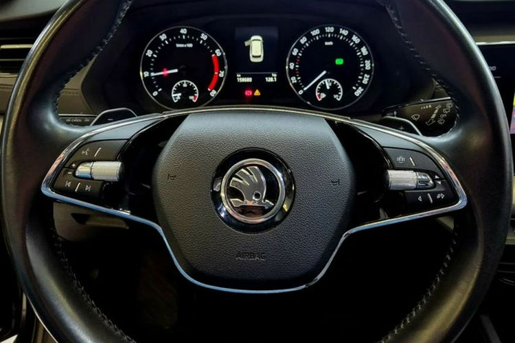 Skoda Octavia Ambition 1szy wł, bezwypadkowy, Gwarancja, VAT 23% Dealer Skody zdjęcie 15