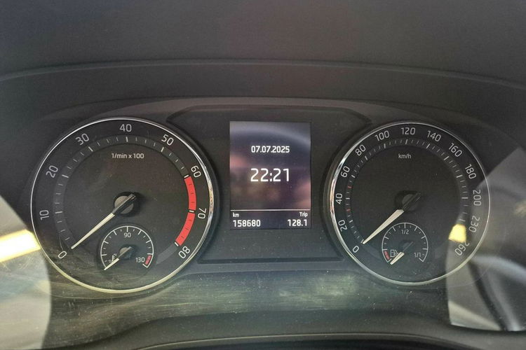 Skoda Octavia Ambition 1szy wł, bezwypadkowy, Gwarancja, VAT 23% Dealer Skody zdjęcie 16