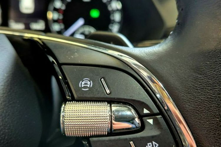 Skoda Octavia Ambition 1szy wł, bezwypadkowy, Gwarancja, VAT 23% Dealer Skody zdjęcie 18