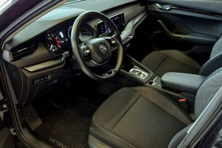 Skoda Octavia Salon PL 1wł bezwypadkowy serwis ASO zdjęcie 9