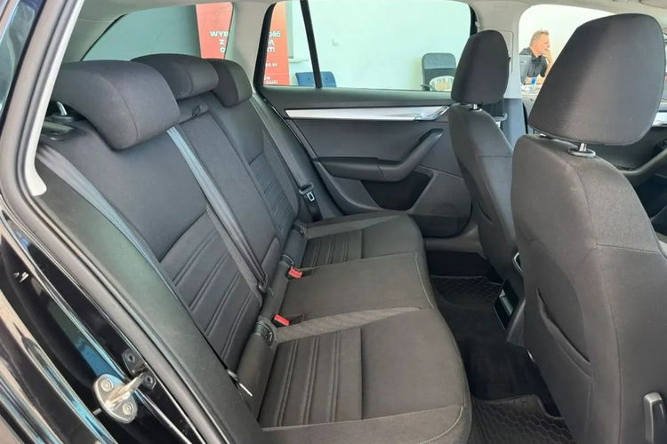 Skoda Octavia Salon PL 1wł Rok Gwarancji FV 23% zdjęcie 11