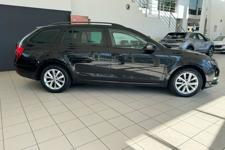 Skoda Octavia Salon PL 1wł Rok Gwarancji FV 23% zdjęcie 4
