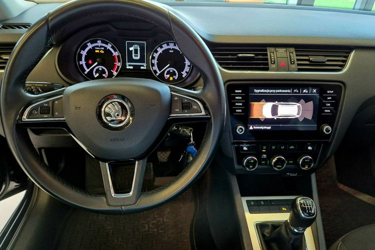 Skoda Octavia Salon PL 1wł Full ASO bezwypadkowy Rok gwarancji zdjęcie 17
