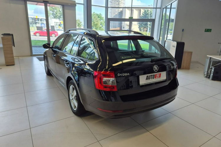 Skoda Octavia Salon PL 1wł Full ASO bezwypadkowy Rok gwarancji zdjęcie 5