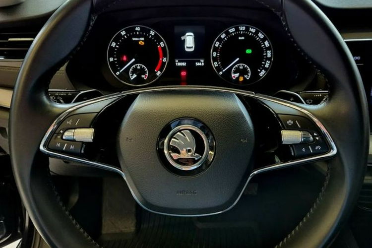 Skoda Octavia Salon PL 1wł Serwis ASO Rok Gwarancji FV 23% zdjęcie 16