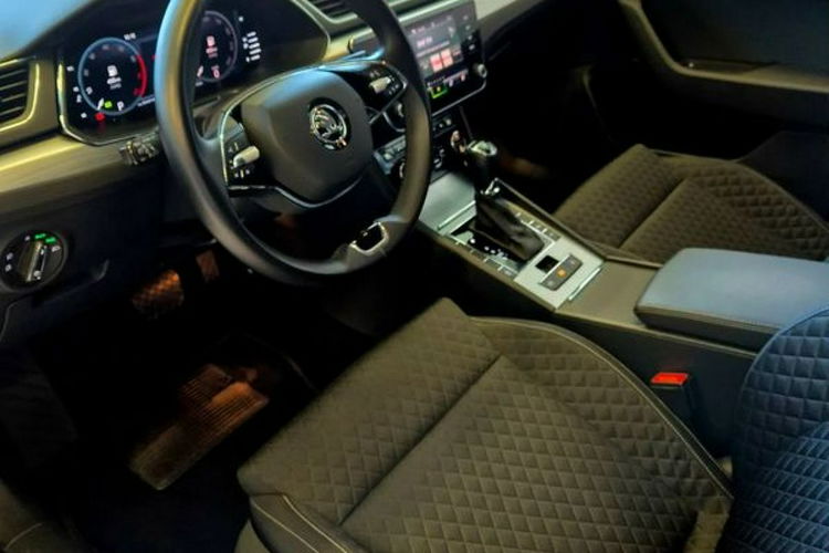 Skoda Superb Salon Pl, 1wł, Rok Gwarancji, Full ASO, Dealer Skody zdjęcie 9