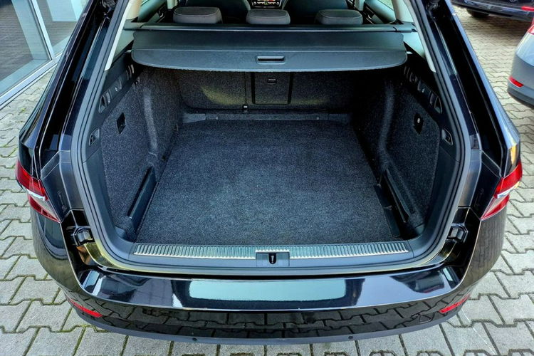 Skoda Superb Salon PL 1wł bezwypadkowy Rok Gwarancji FV 23% zdjęcie 20