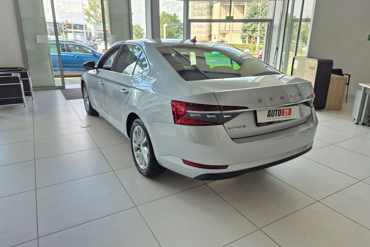 Skoda Superb Salon PL, 1wł, Full ASO, Rok Gwarancji, Dealer Skody FV zdjęcie 5
