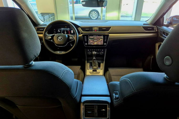Skoda Superb Salon Pl 1szy wł, bezwypadkowy, Full ASO, Rok Gwarancji, Dealer Skody zdjęcie 15