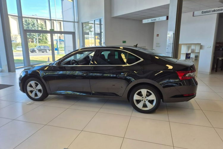 Skoda Superb Salon Pl 1szy wł, bezwypadkowy, Full ASO, Rok Gwarancji, Dealer Skody zdjęcie 6