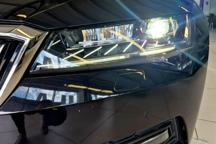 Skoda Superb 1szy wł, full aso, bezwypadkowy, Gwarancja, VAT 23% Dealer Skody zdjęcie 11