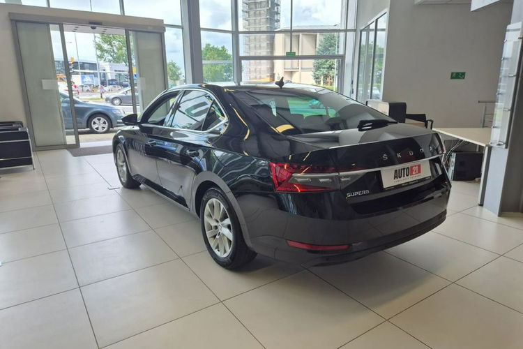 Skoda Superb 1szy wł, full aso, bezwypadkowy, Gwarancja, VAT 23% Dealer Skody zdjęcie 6