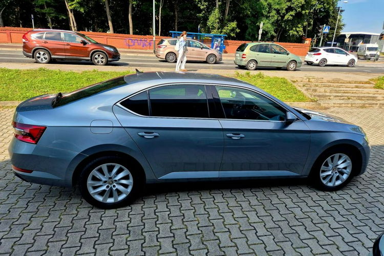 Skoda Superb Salon PL 1wł serwis ASO bezwypadkowy Rok Gwarancji zdjęcie 2