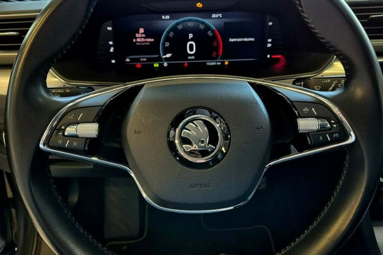Skoda Superb Salon PL 1wł bezwypadkowy Rok Gwarancji FV 23% zdjęcie 15