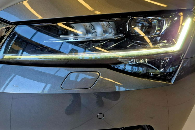 Skoda Superb Salon PL 1wł bezwypadkowy Rok Gwarancji FV 23% zdjęcie 28