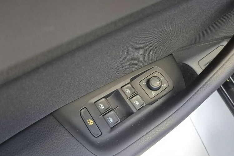Volkswagen Passat Salon PL 1wł, Rok Gwarancji, serwis ASO, FV 23% zdjęcie 27