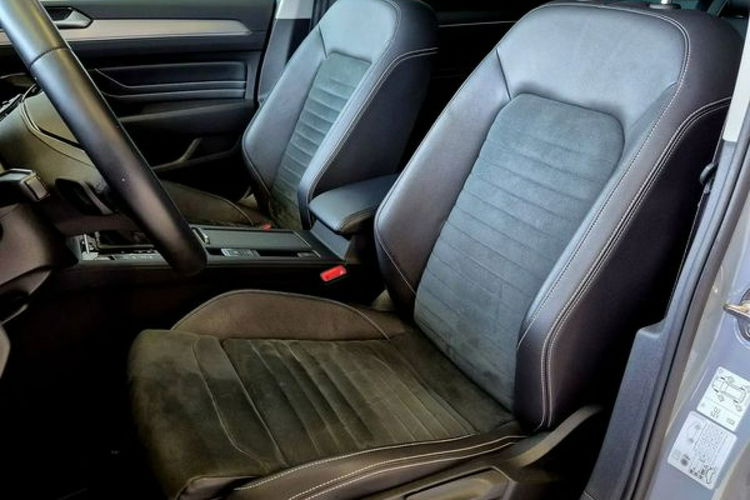 Volkswagen Passat Salon PL 1wł, bezwypadkowy, 200 KM, serwis ASO, FV23% zdjęcie 10