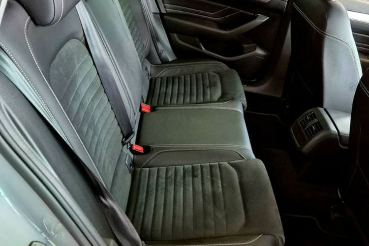 Volkswagen Passat Salon PL 1wł, bezwypadkowy, 200 KM, serwis ASO, FV23% zdjęcie 12