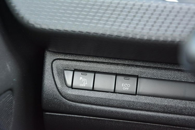 Peugeot 2008 GT-Line Grip Control ledy Navi Panorama Skóry Kamera ALU 17 FULL zdjęcie 32