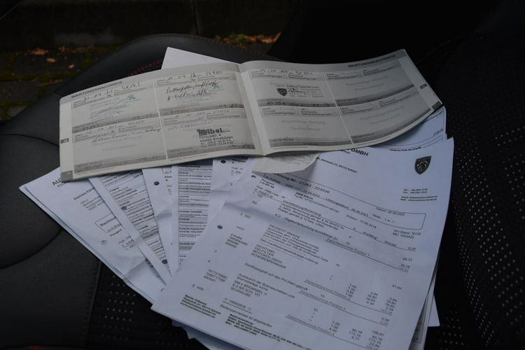 Peugeot 2008 GT-Line Grip Control ledy Navi Panorama Skóry Kamera ALU 17 FULL zdjęcie 34