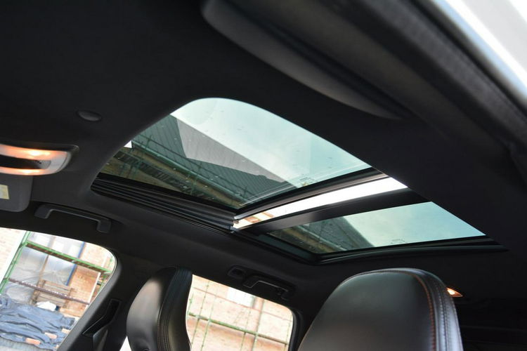 XC 60 Biała Perła Ocean Virtual Xenon Skóry Panorama Ledy Navi ASO Volvo zdjęcie 28