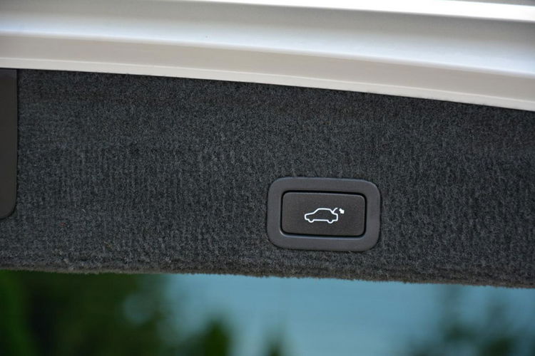 XC 60 Biała Perła Ocean Virtual Xenon Skóry Panorama Ledy Navi ASO Volvo zdjęcie 37