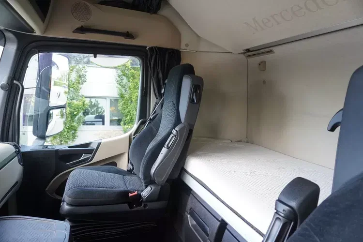 Mercedes Actros 1840 / NOWA ocynkowana laweta 9.2 m / kab. sypialna zdjęcie 20