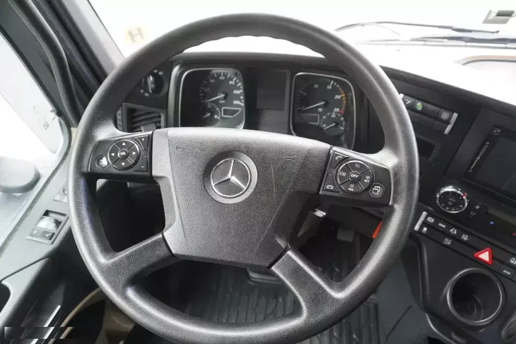 Mercedes Actros 1840 / NOWA ocynkowana laweta 9.2 m / kab. sypialna zdjęcie 23