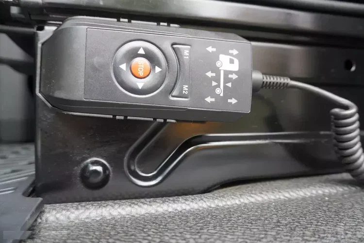 Mercedes Actros 1840 / NOWA ocynkowana laweta 9.2 m / kab. sypialna zdjęcie 27